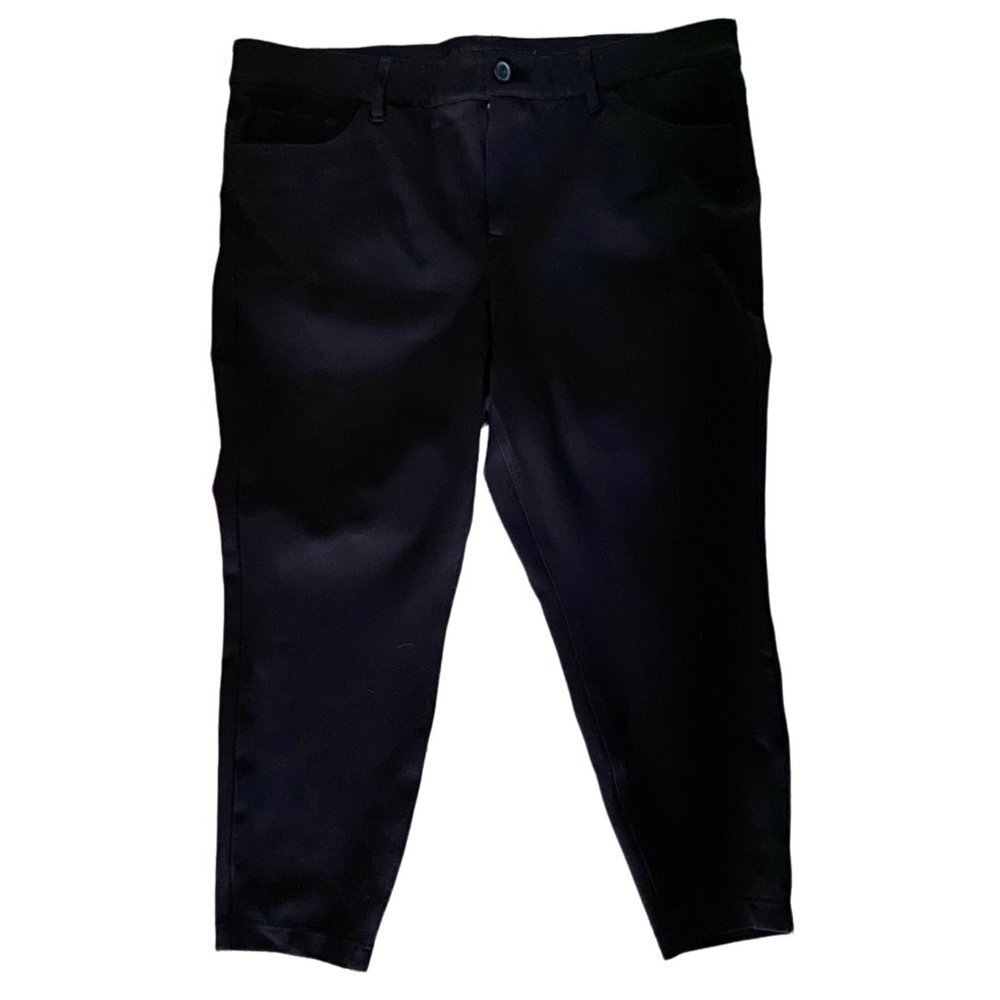 Torrid Black Crop Dress Pants Elastic Waistband Size 20